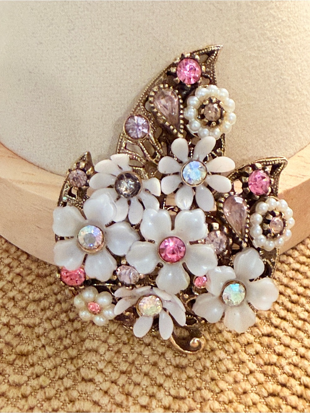 Vintage signed ART Arthur Pepper floral cluster brooch